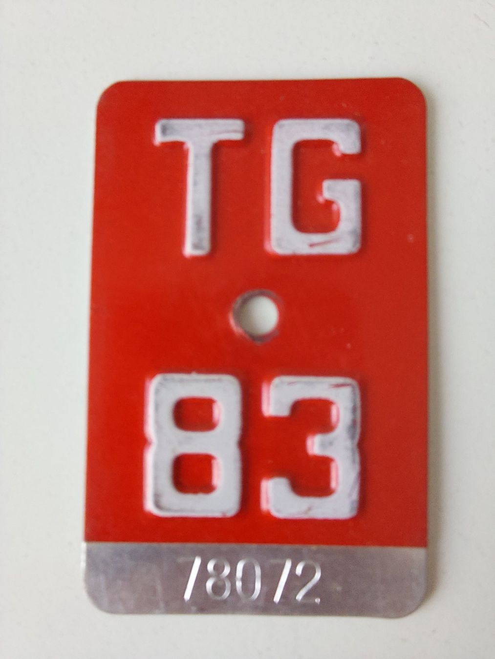 Sachs Insegne: Velonummer TG 83 plaque Velo – Usato da Schenkon venduto da Uhu007
