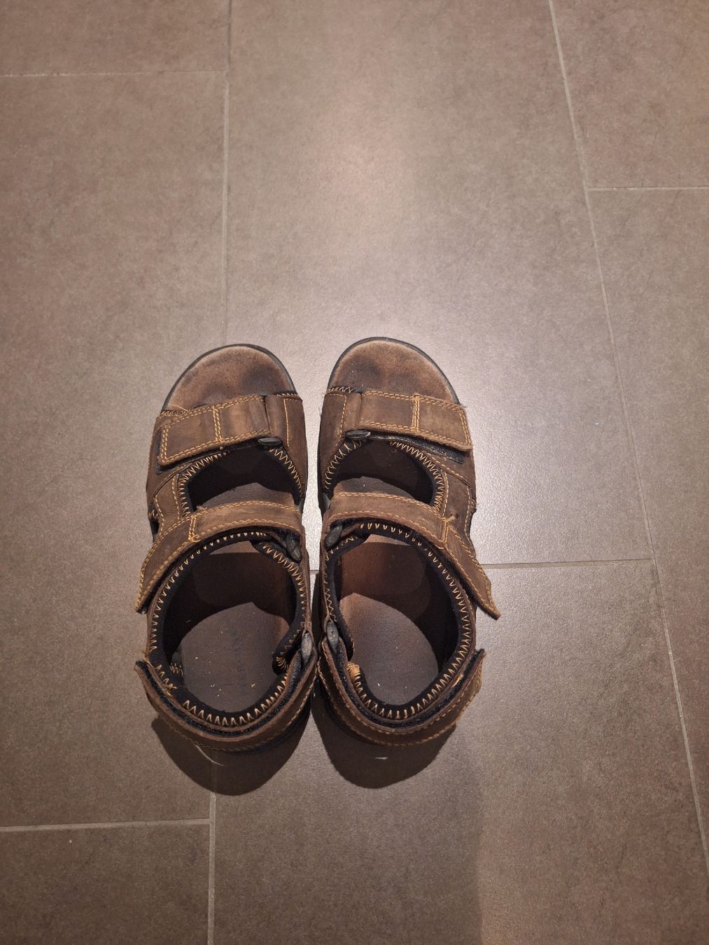 Chaussures hommes: Brown Leather Summer Sandals, Size 40 – D'occasion à Brugg AG par ahauserd