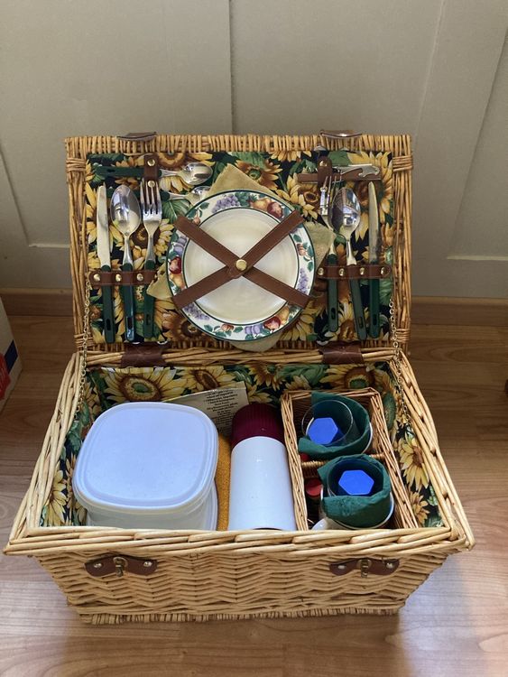 Picknick-Korb Mit Geschirr Red Hamper Picknick-Korb Für 2 Personen - Mit Geschirr Und Kühlbox Korb Mit Kühlbox