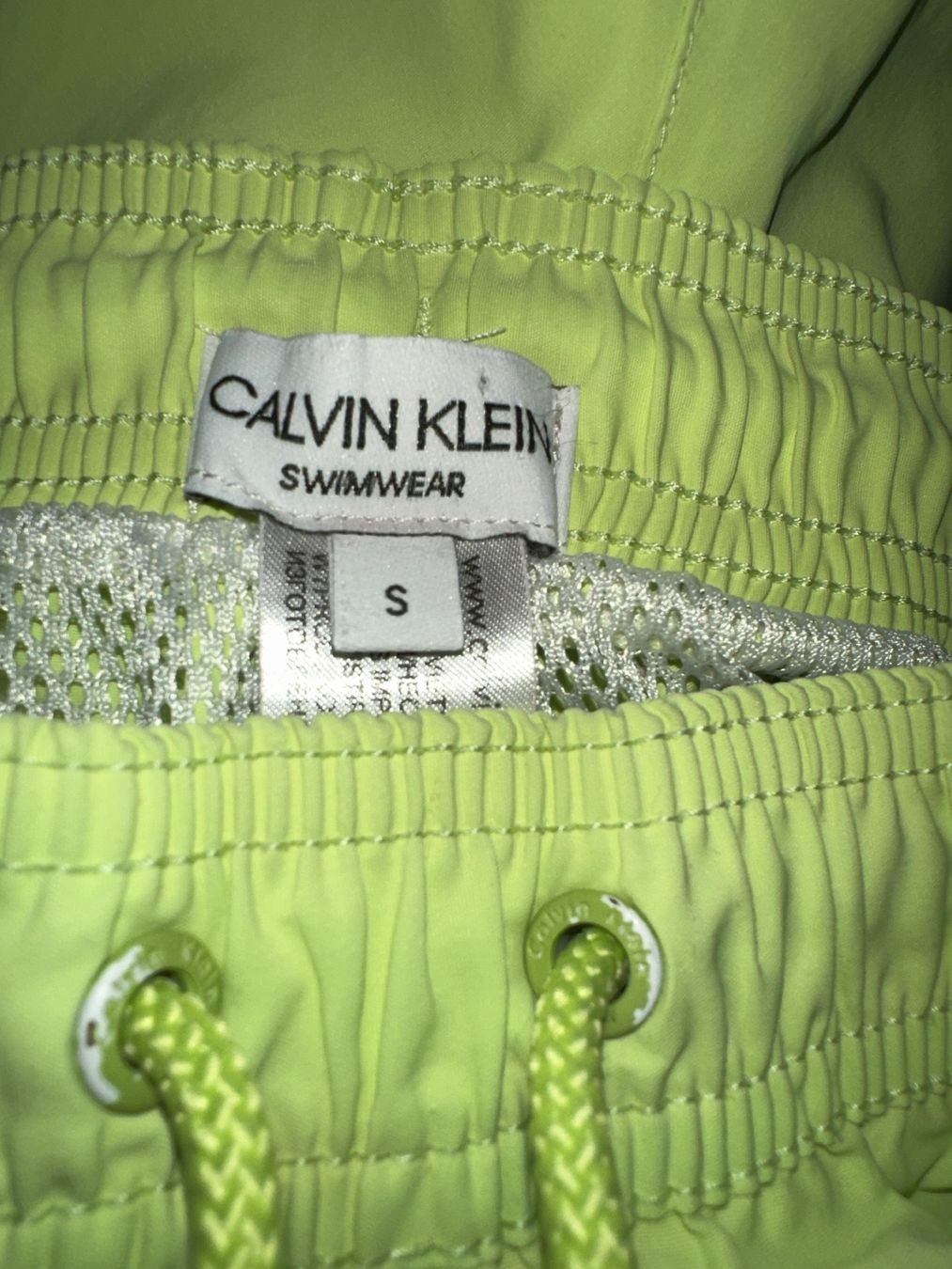 Calvin Klein Pantaloni: Calvin Klein Badehose Gr. S – Usato da St. Gallen venduto da mai_gd7k 2