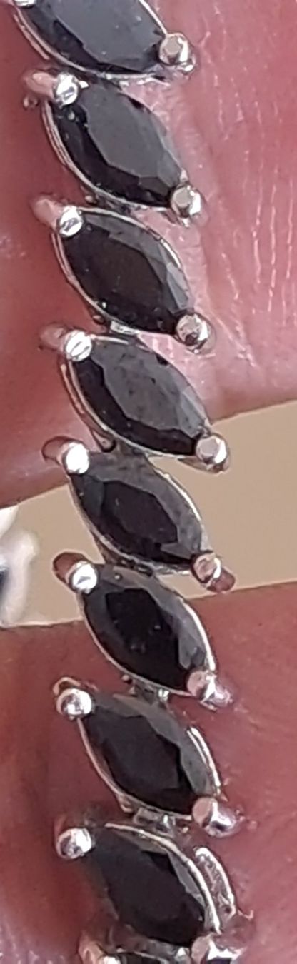 Armbänder & -reifen: Bracelet noir – Gebraucht aus Biel/Bienne von raf_2yqq 1