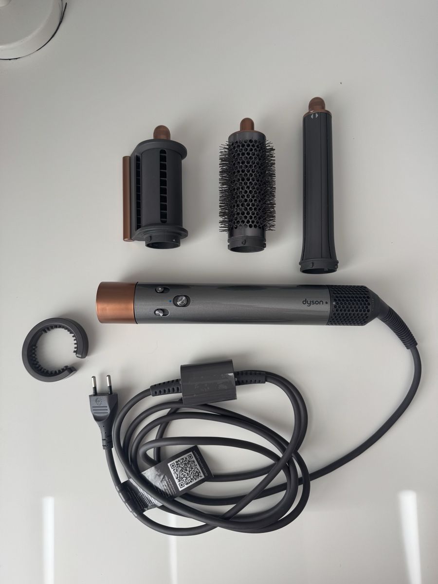 Dyson Sèche-cheveux: Dyson Airwrap – Neuf (Voir description) à Steffisburg par ayl_58vh