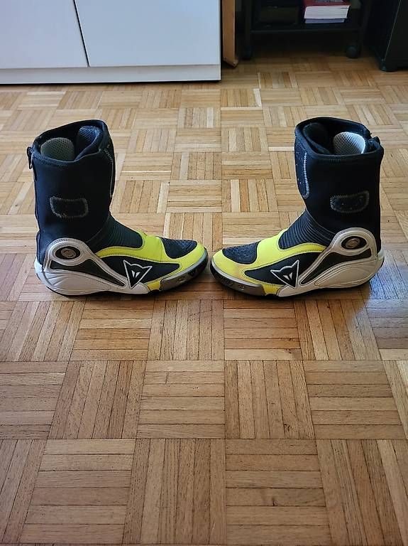 Chaussures hommes: Bottes moto Dainese  – D'occasion à Carouge GE par pat_9j5k 1