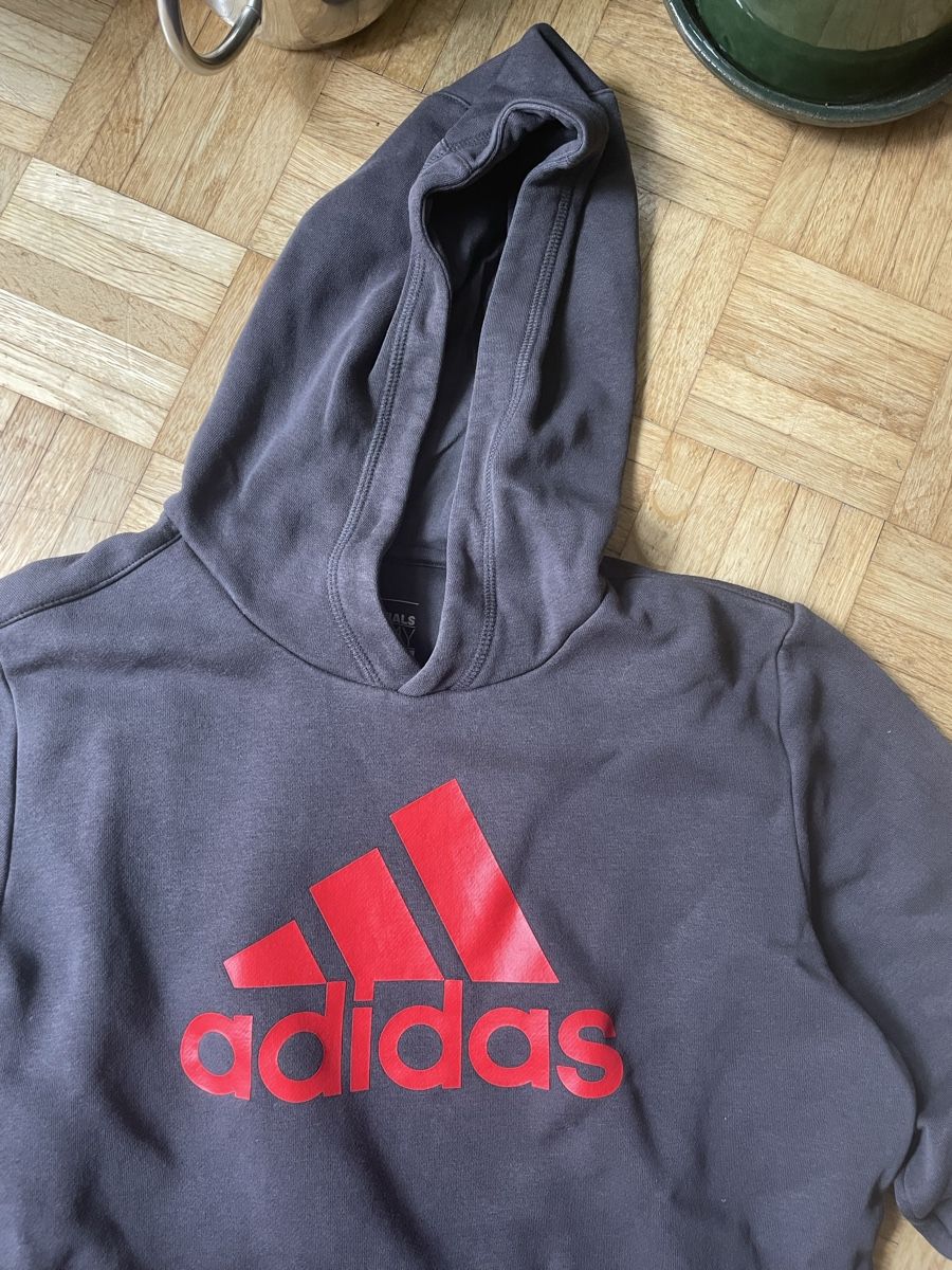 Adidas Maglioni & Felpe: Kapuzenpullover Adidas braun-rot, Grösse ca. S-M – Usato da Zürich venduto da Carlajimena 7