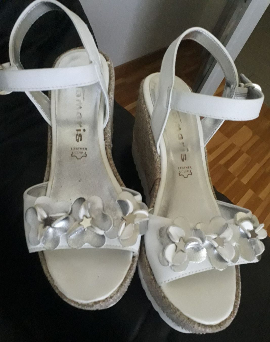 Scarpe da donna: Keilsandalette – Usato da Schliern b. Köniz venduto da diletac 9