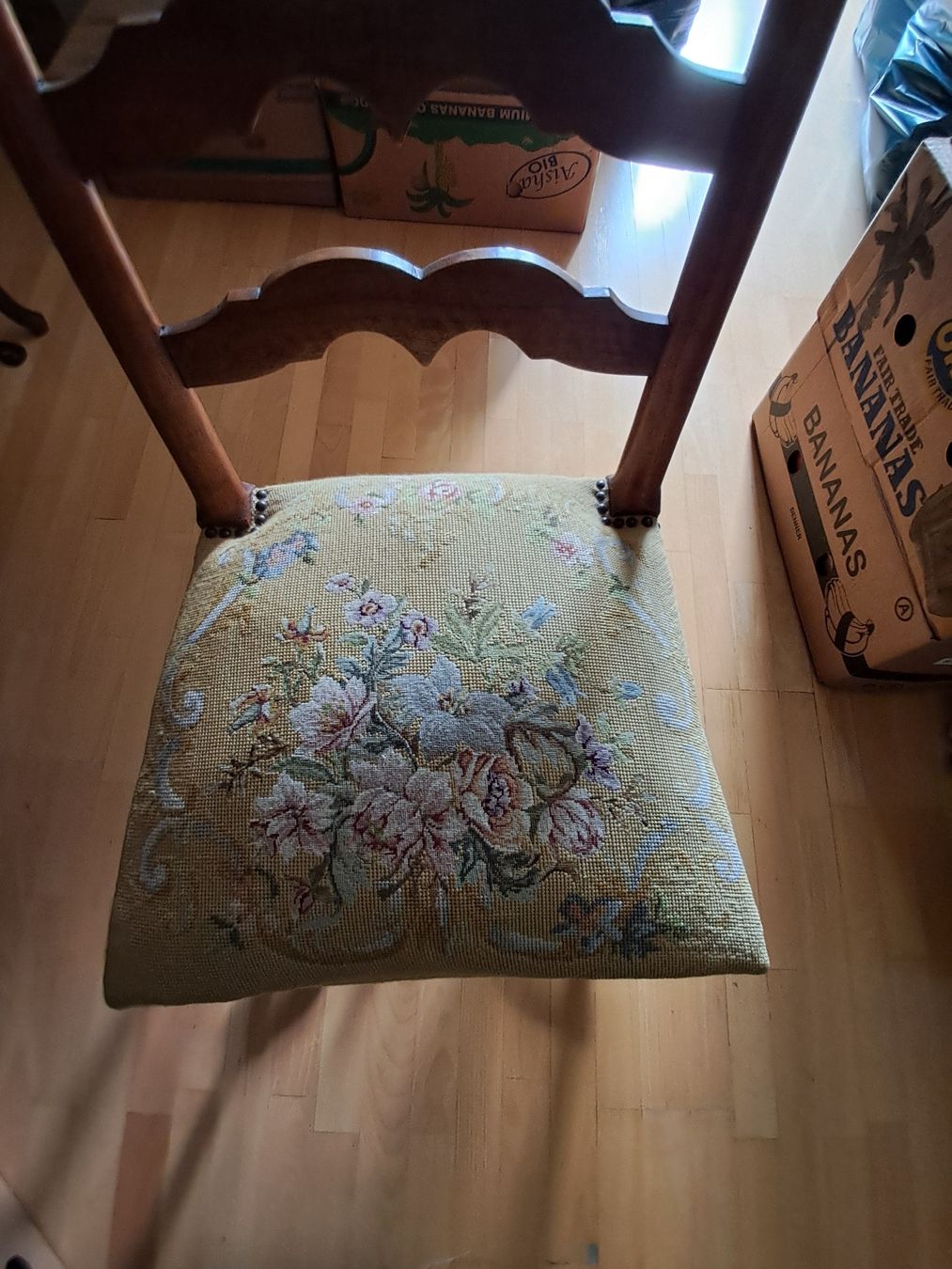 Sedie: chaise ancienne suisse – Usato da Le locle venduto da juliensaran