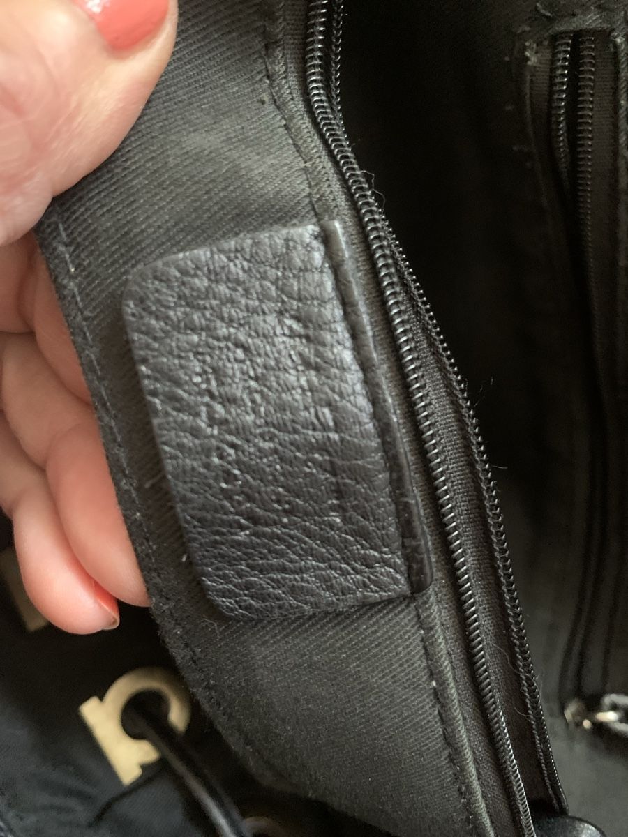 Borse da donna: Salvatore ferragamo leder tasche schwarz – Usato da Zürich venduto da Nikuska32 3