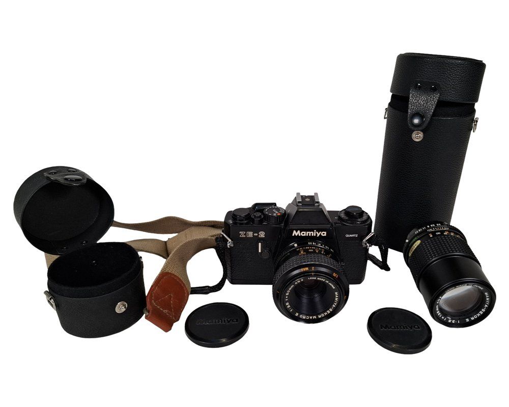 Mamiya Fotocamera: MAMIYA Spiegelreflexkamera ZE-2 mit 2 Objektiven – Usato da Wil SG venduto da Restwert_Wil 1