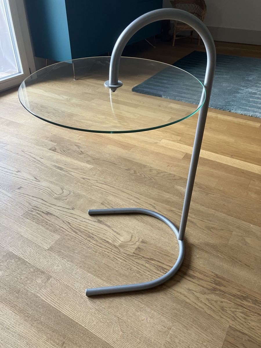 Tables: Ikea Beistelltisch Ry – D'occasion à Bern par paulettina