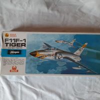 3265 ... Grumman F11F-1 Tiger ... Hasegawa D-17