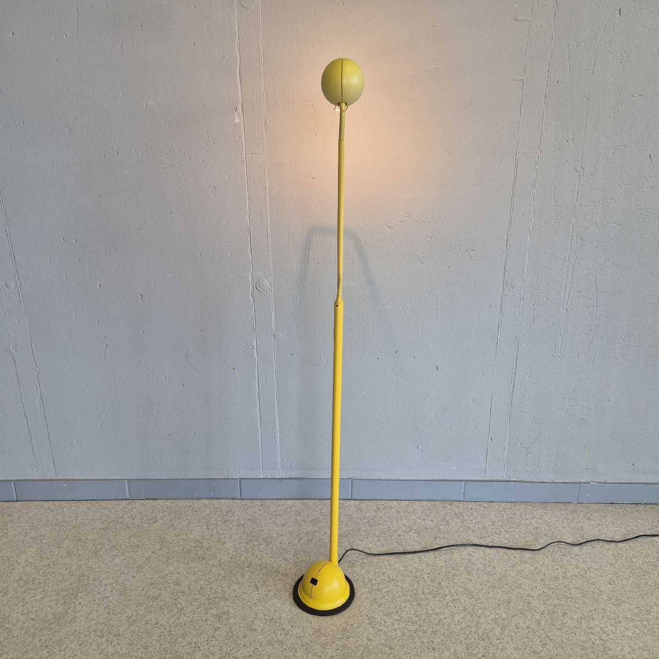 Lampade: Decolux Postmoderne Stehleuchte Floor Lamp Lampe – Usato da Nottwil venduto da Wondewa-Shop 3