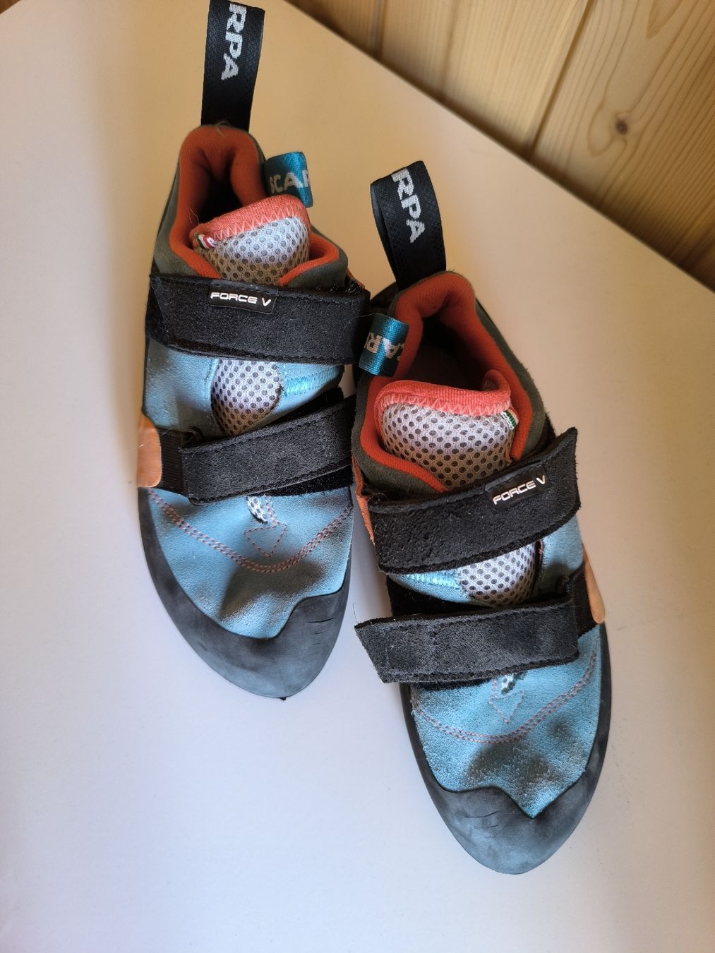 Scarpa Scarpe da donna: Scarpa Damen Force V Kletterschuhe – Usato da Grengiols venduto da mar_ia 2