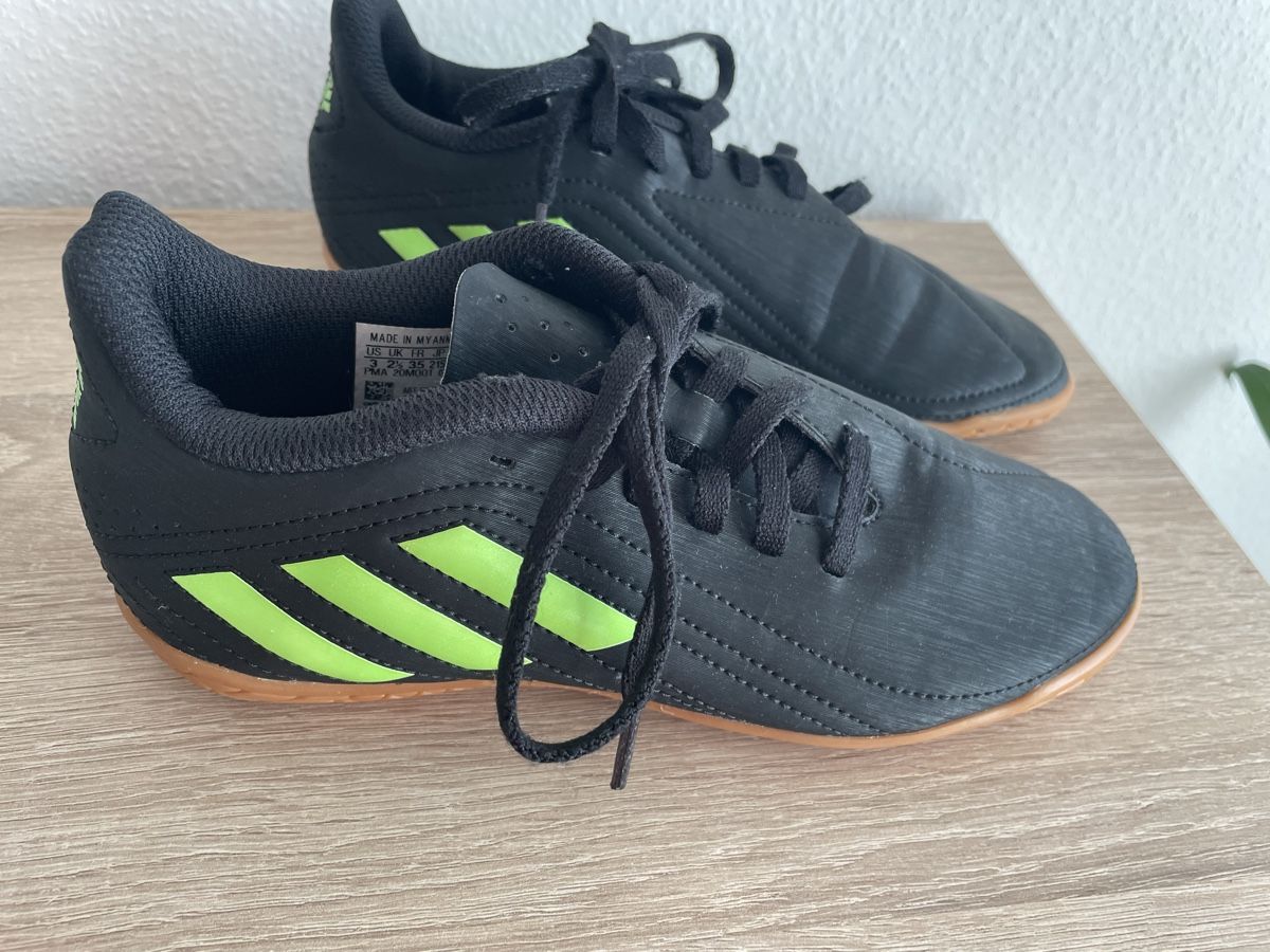 Adidas Scarpe per ragazzi: Sportachuhe Grösse 35 – Nuovo (secondo la descrizione) da Bern venduto da calana80