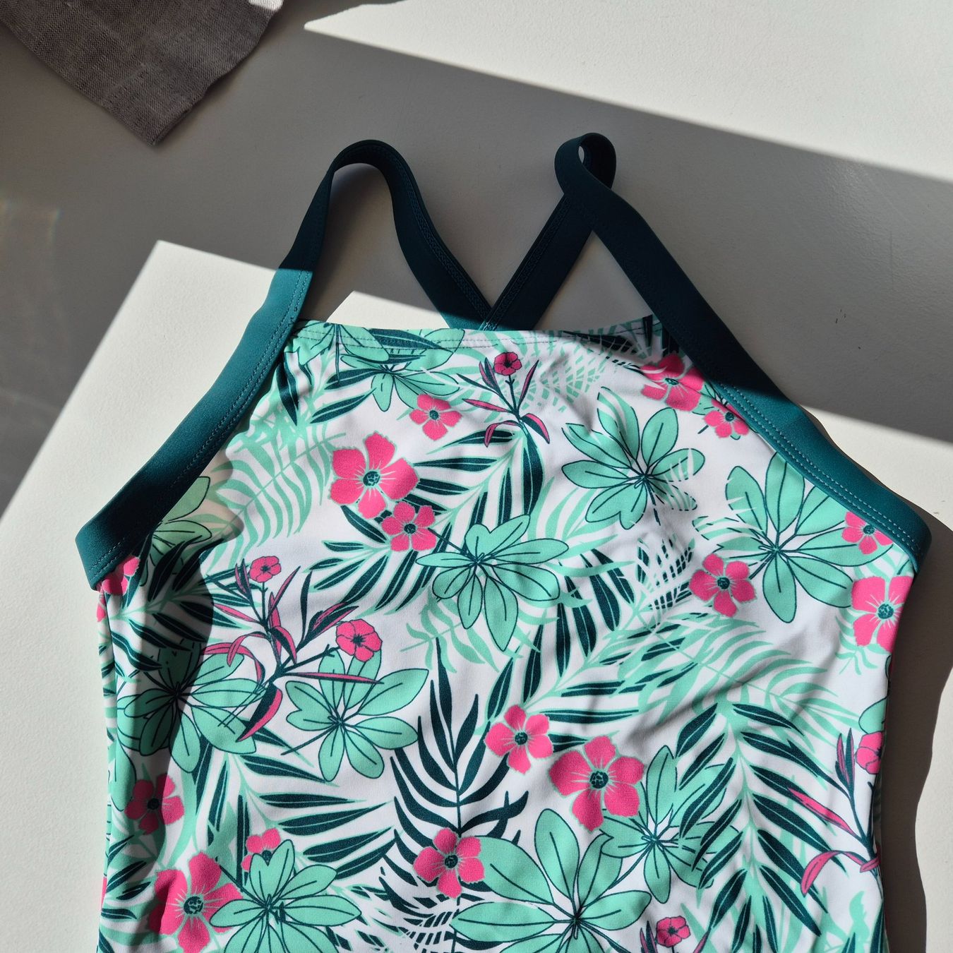 Costumi da bagno & Bikini: Mädchen Badeanzug mit Blumenmuster, Gr. 152/158 – Nuovo (secondo la descrizione) da Laupen BE venduto da red_m767 5