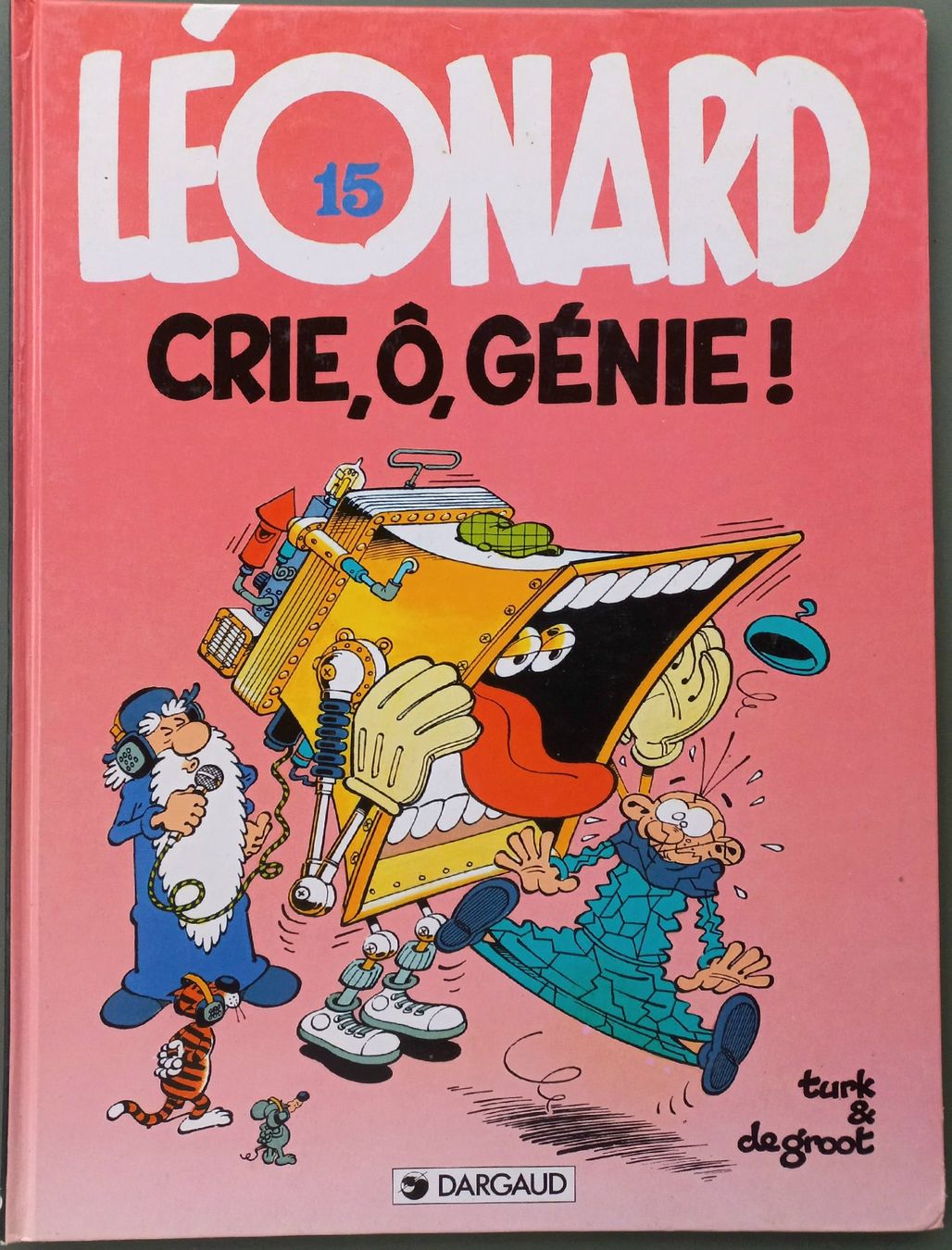 Fumetti: BD Comic - Léonard 15 - Crie, ô, Génie – Usato da Niederuzwil venduto da lubimaja