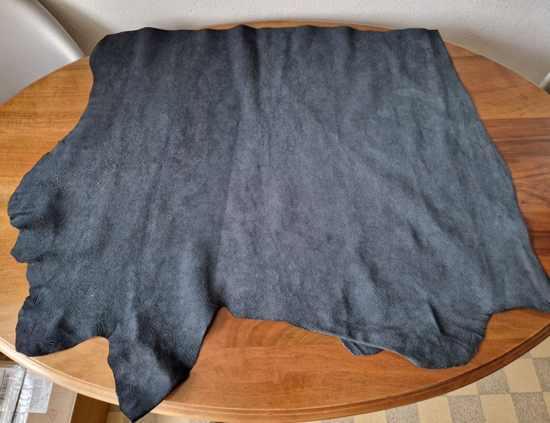 Tessuti: 2 Stück Leder – Nuovo (secondo la descrizione) da Bern venduto da Antikbatik 4
