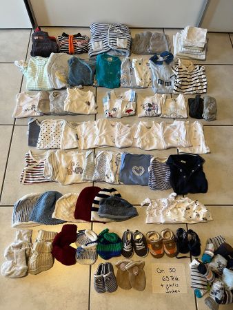 Kleiderpaket für Jungs Gr. 50, 69 Teile