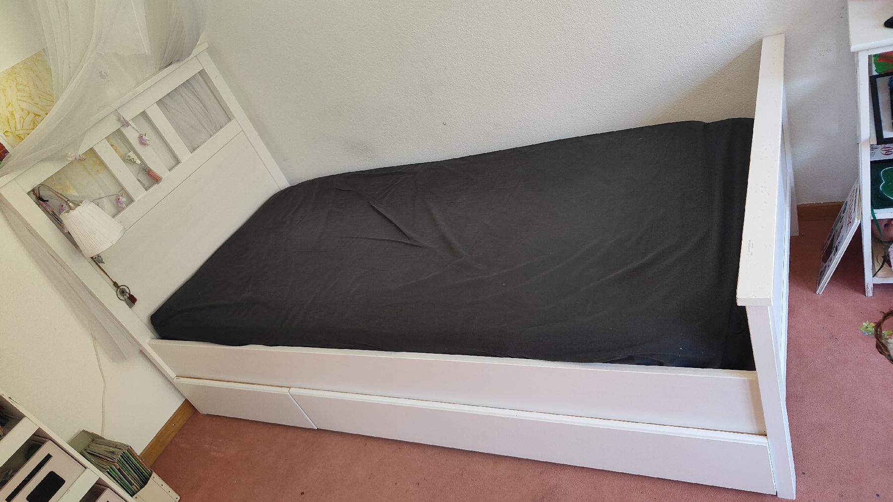 Ikea Letti: Kinderbett mit Schubladen, weiss – Usato da Vättis venduto da niv_cv2r