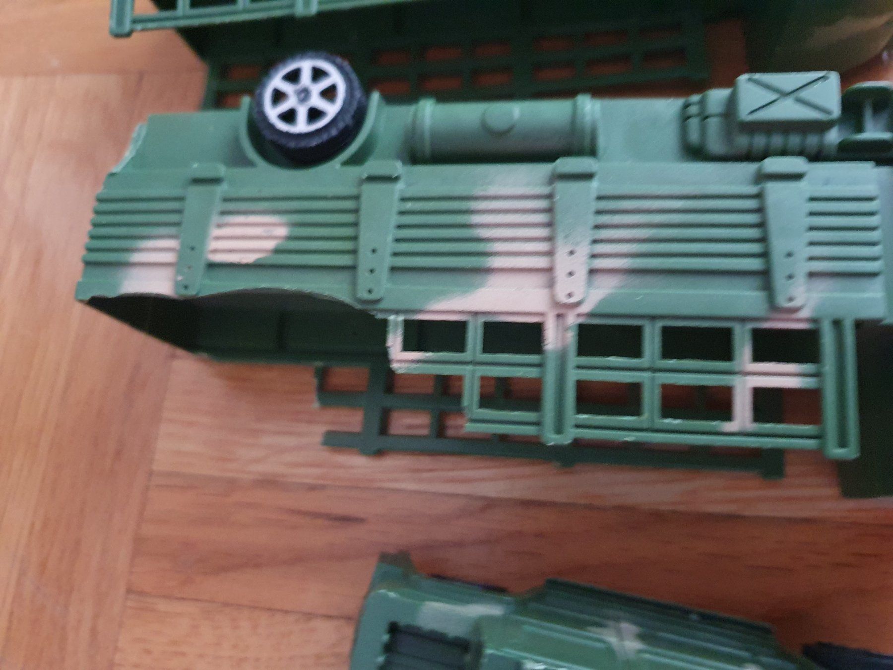 Modellbausätze & Standmodelle: Lot de véhicules militaires – Gebraucht aus Prilly von RoDyRe 2