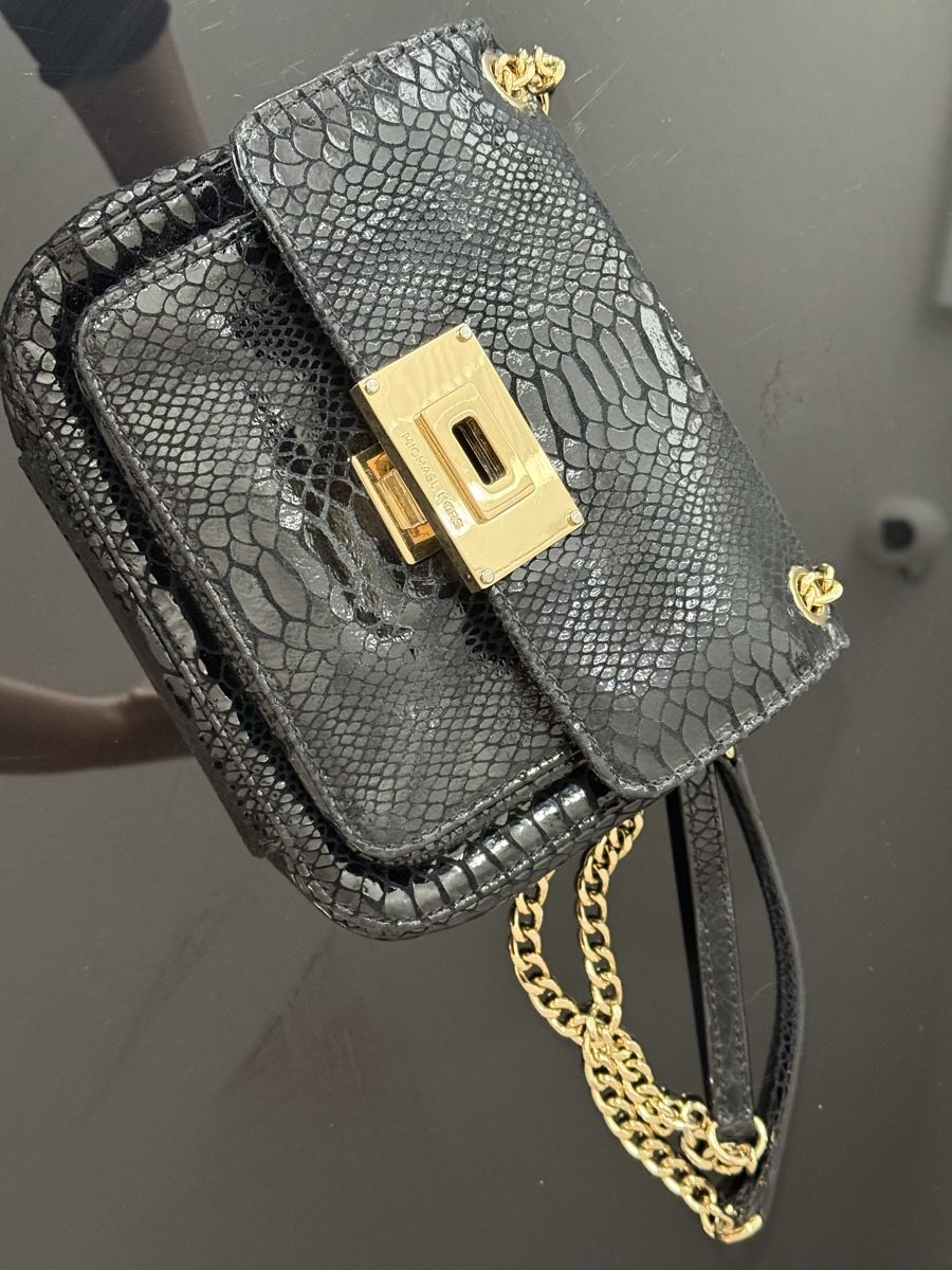 Michael Kors Borse da donna: Michael Kors Tasche Python Optik, neuwertig! 😍 – Usato da Münchenstein venduto da mog_h5gf 9