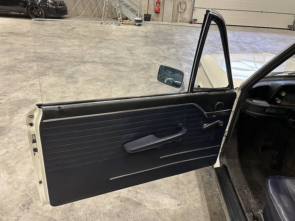 Automobili: BMW 2002 E10 Automatik mit runden Heckleuchten – Usato da Alpnach Dorf venduto da inf_56t7 8