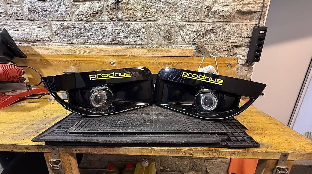 Tutti pezzi di ricambio auto: Fendinebbia DLR Led Impreza STI – Usato da Molare venduto da Reto_Della_Torre 1