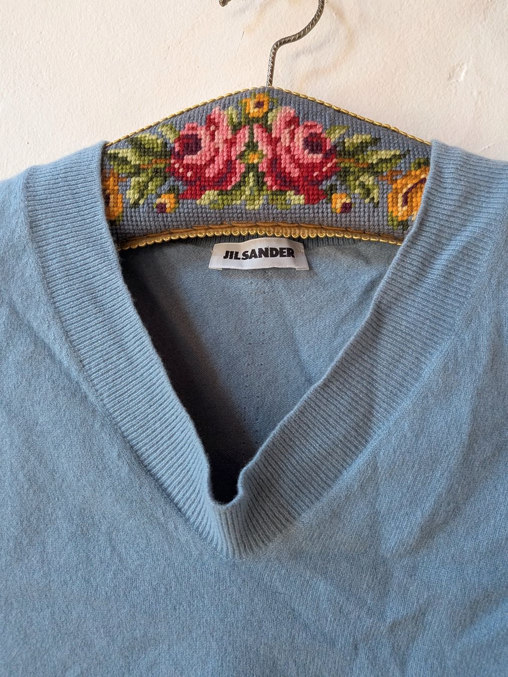 Pullover & Sweatshirts: Kaschmir Pullover von Jil Sander mit V-Ausschnitt – Gebraucht aus Peccia von LillyMarie98 1