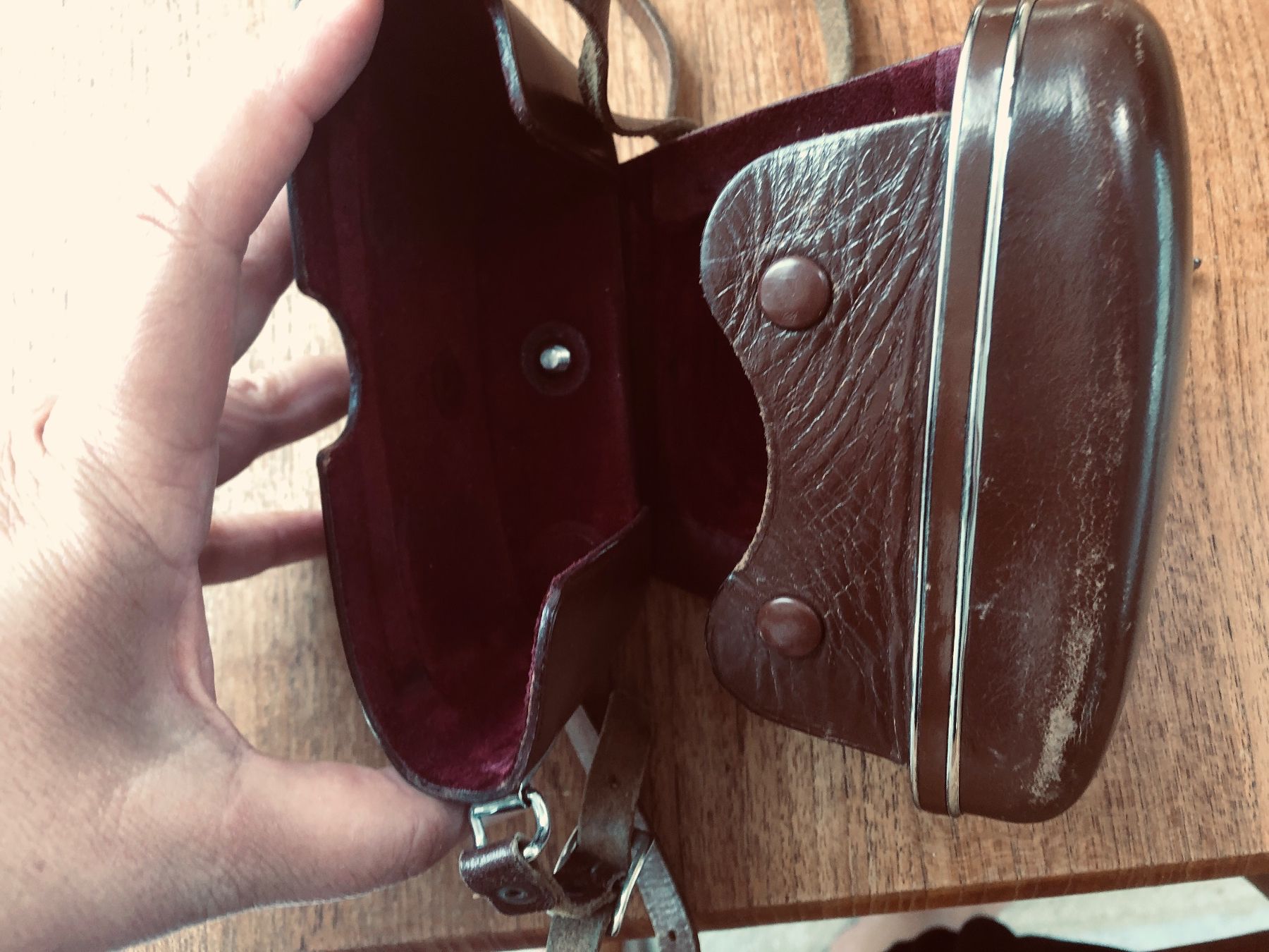 Borse: Zeiss Ikon Ledertasche Kamera gebraucht – Usato da Arlesheim venduto da leyRum4.5 3