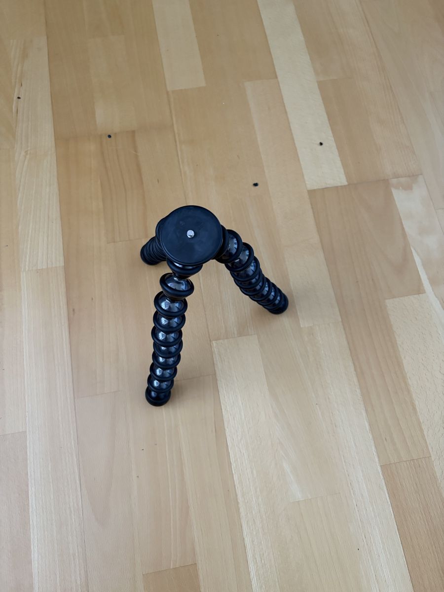 Treppiedi & Teste: Flexibles Dreibein Stativ – Usato da Bertschikon Gossau venduto da Jessica1623 1