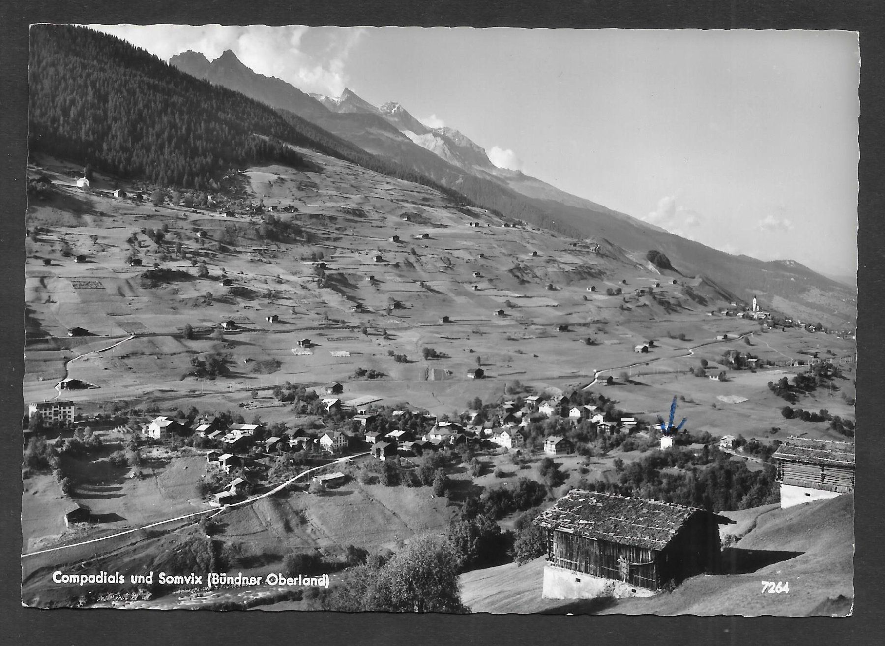 Cartoline postali: Compadials und Somvix Gesamtansicht – Usato da Olten venduto da clotaldi