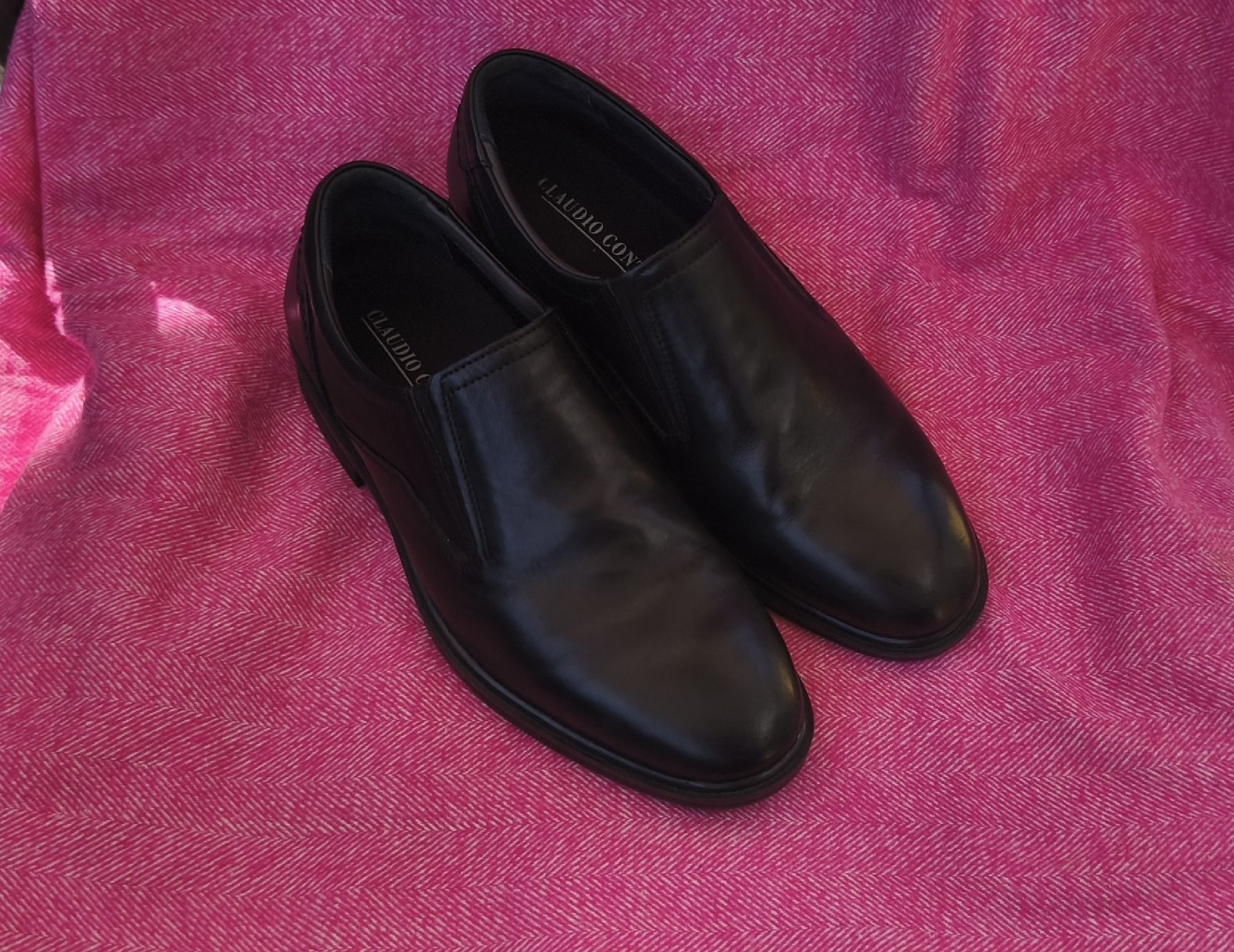 Scarpe da uomo: Schwarze elegante Schuhe  40 – Usato da cadenazzo venduto da fresia2010