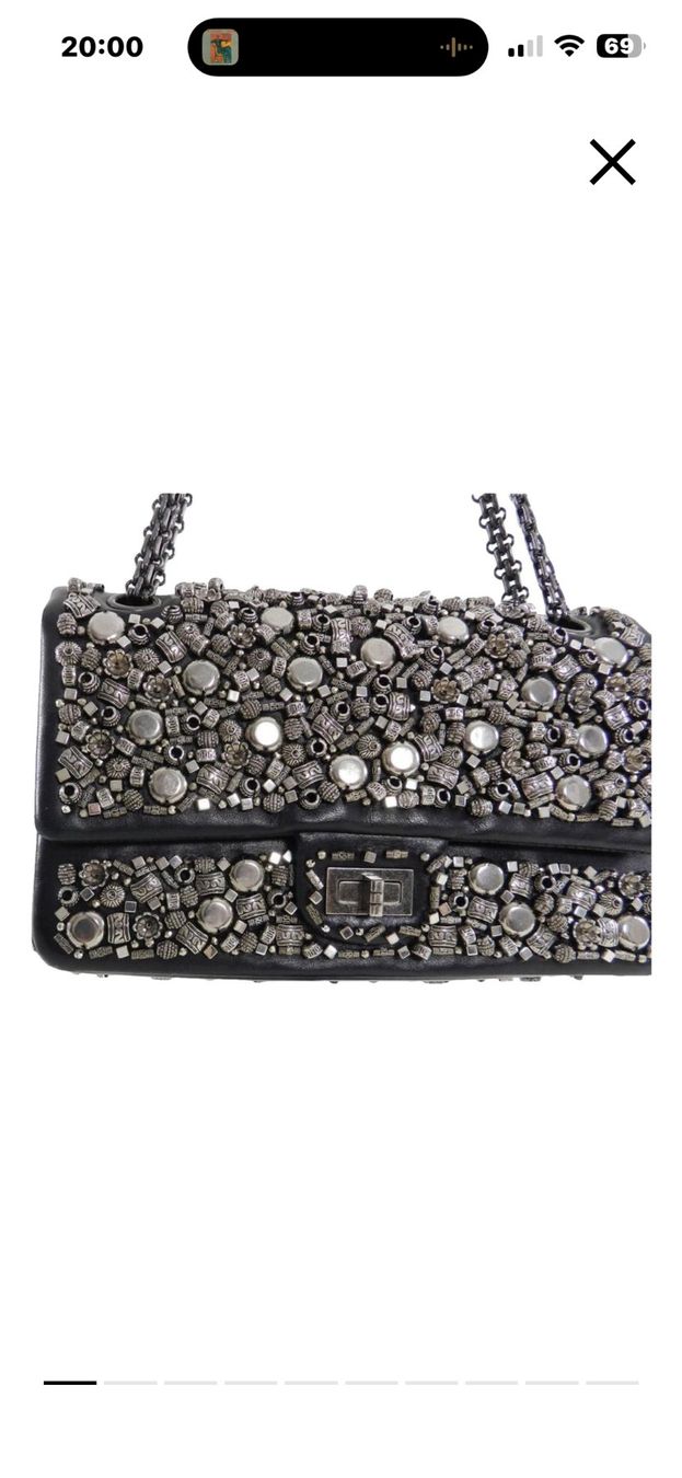 Chanel Borse da donna: Rare Chanel Paris-Bombay Runway Beaded Medium – Usato da Grund b. Gstaad venduto da ReLuxe 9