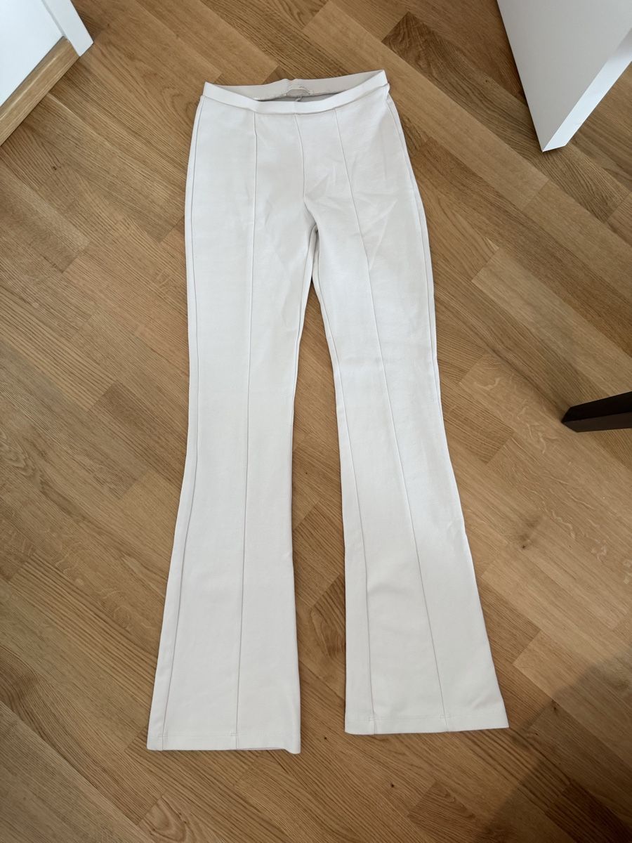 Zara Pantalons: Bas Zara S – D'occasion à Chêne-Bougeries par adzg 1