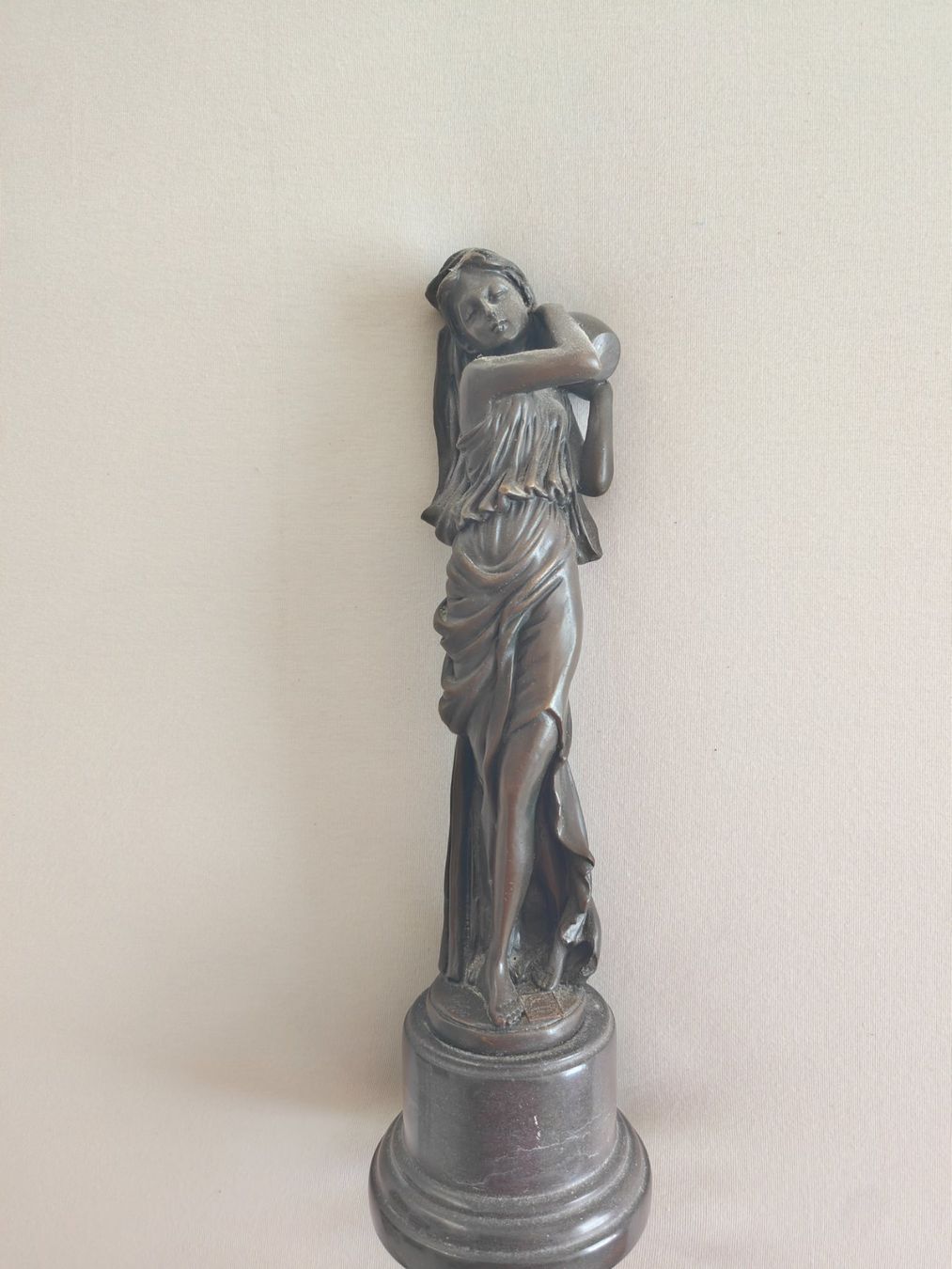 Sculture & Statue: Bronzefigur "Mädchen mit Krug" signiert Milo – Nuovo (secondo la descrizione) da Flumenthal venduto da mar_wyw8 3