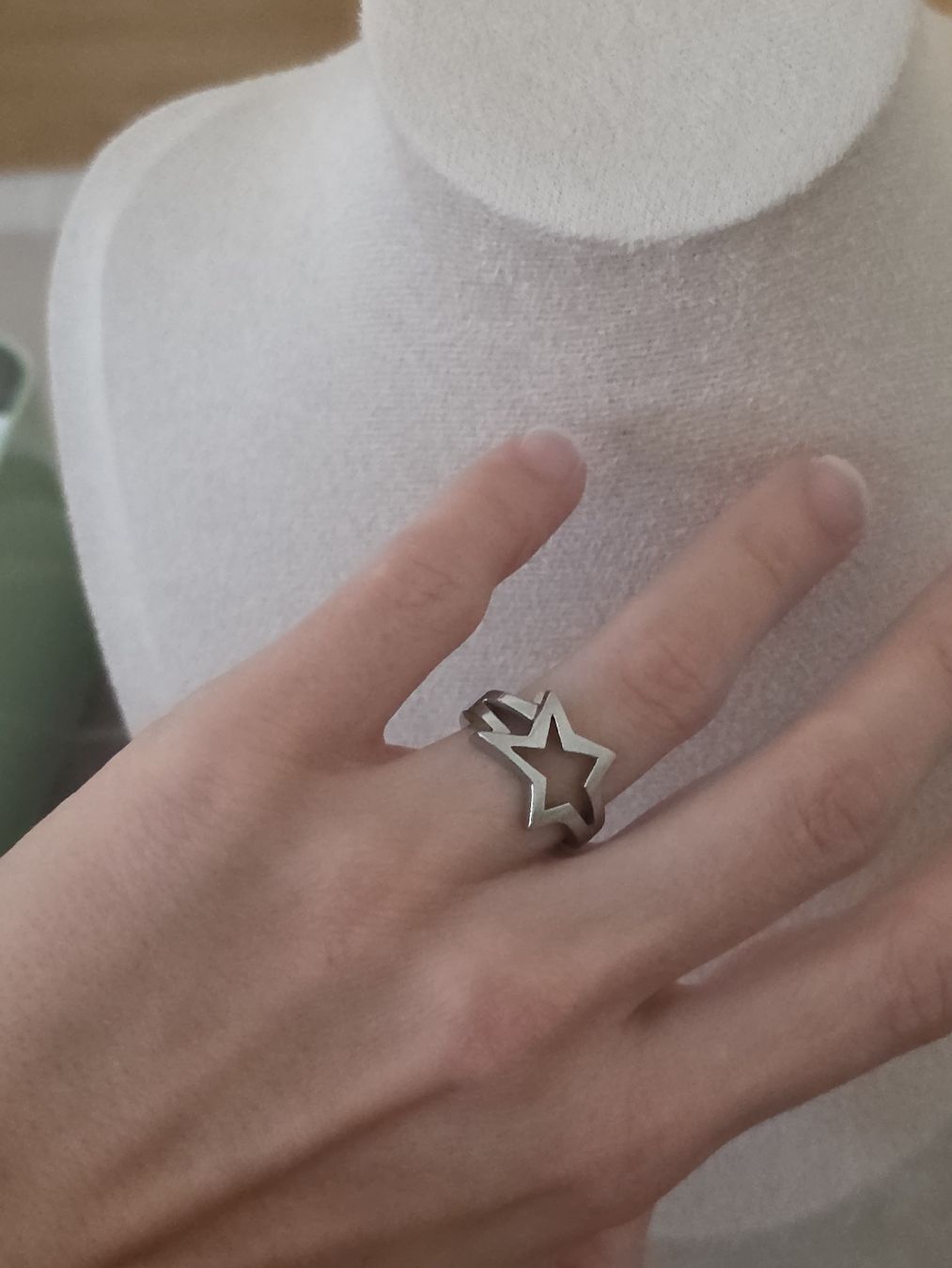 Ringe: Thierry Mugler Star Ring – Gebraucht aus Perlen von juli.star 1