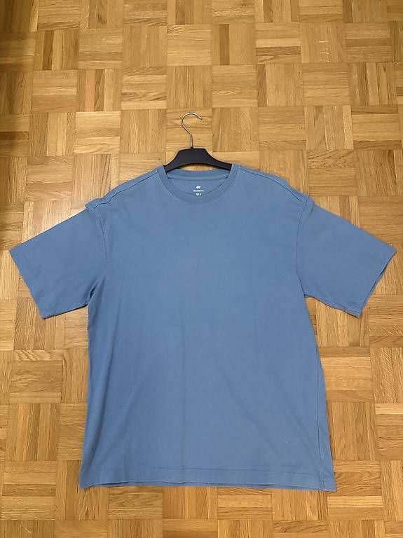 T-shirt: T-Shirt in Blau – Usato da Schaffhausen venduto da jan_pzd5