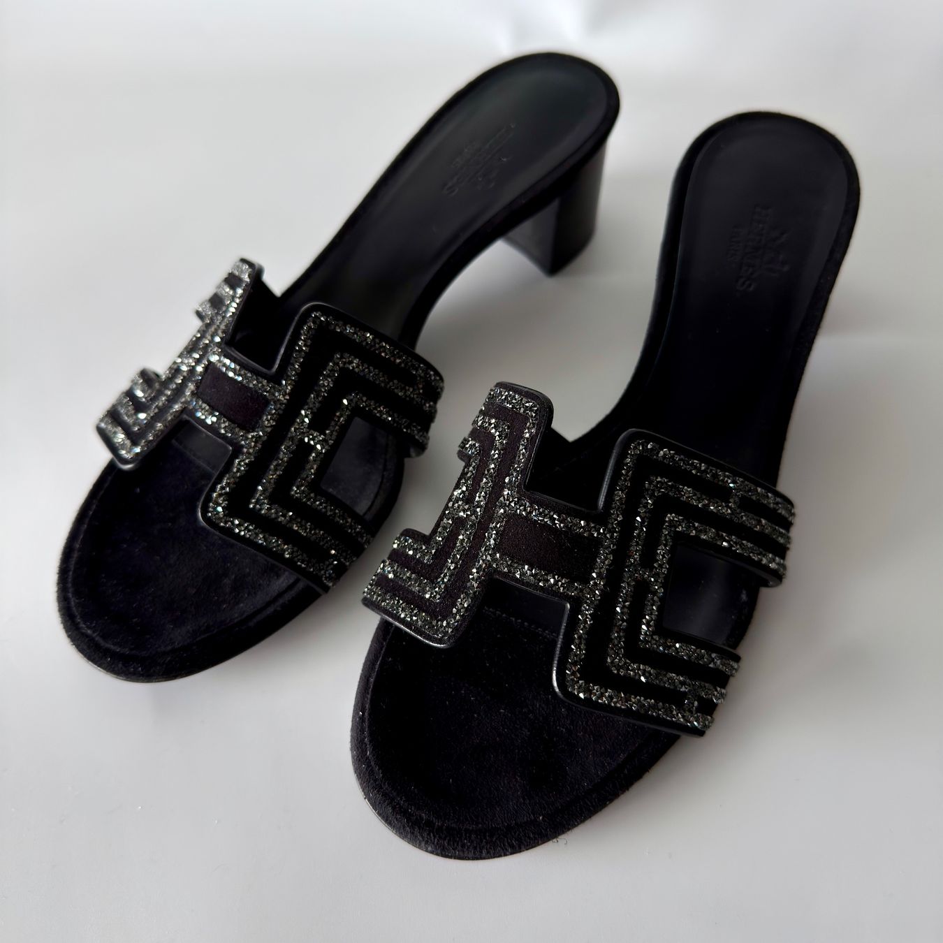 Hermès Scarpe da donna: Authentiques Sandales HERMÈS Oasis strass 37 noir – Usato da Carouge GE venduto da loveluxury 2