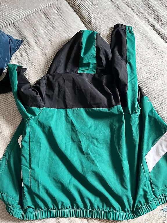 Giacche: LACOSTE Windjacke – Usato da Zürich venduto da apple-pie12 4
