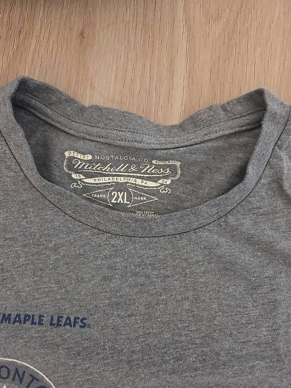 Camicie, T-shirt & Polo: T-shirt NHL  – Usato da Tramelan venduto da mic_5lzm 2