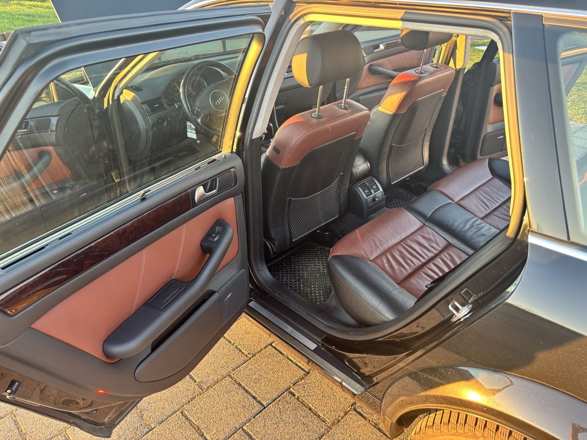 Audi Automobili: Seltener Audi Allroad als 4.2 V8 – Usato da Hugelshofen venduto da lenkfliege 5