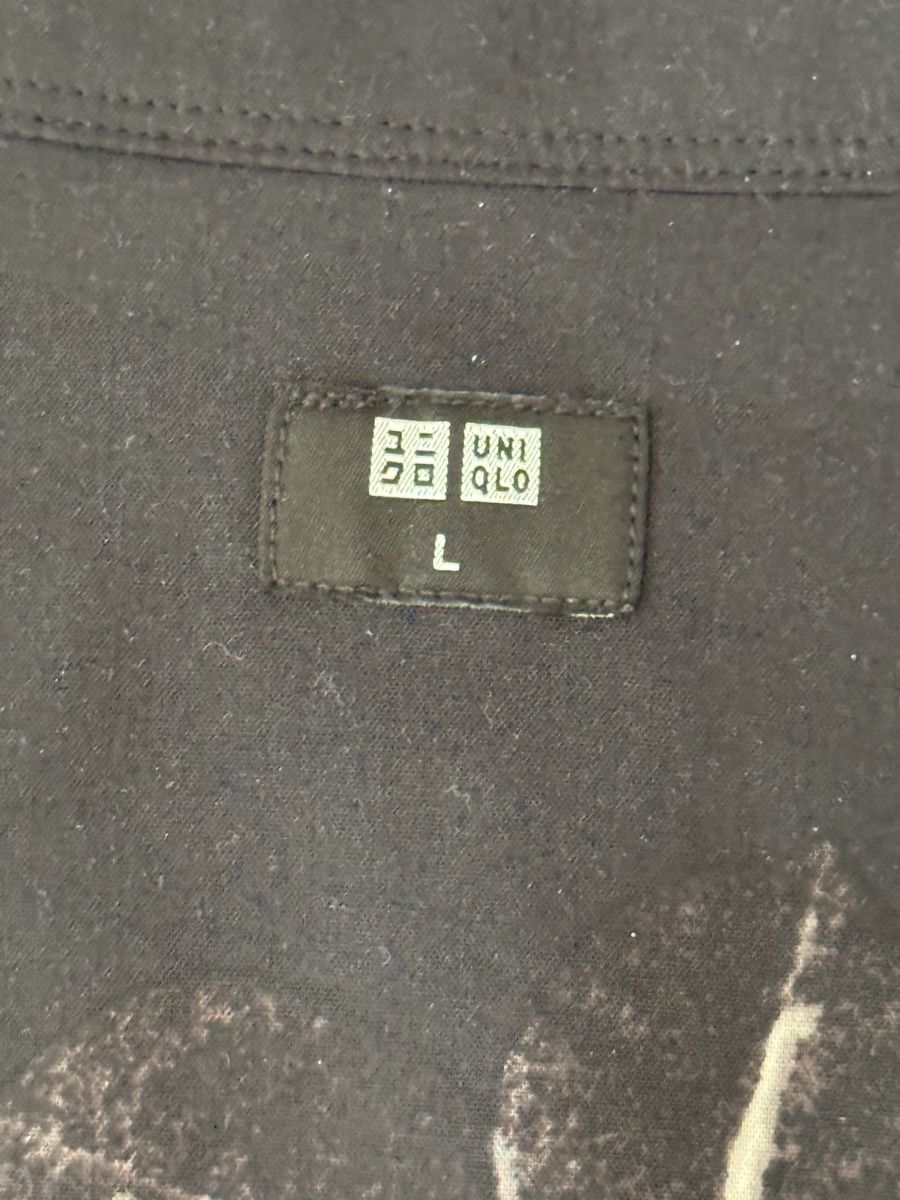 Chemises: Uniqlo Hemd Grösse L – Neuf avec emballage d'origine à Untersiggenthal par floriyang 1