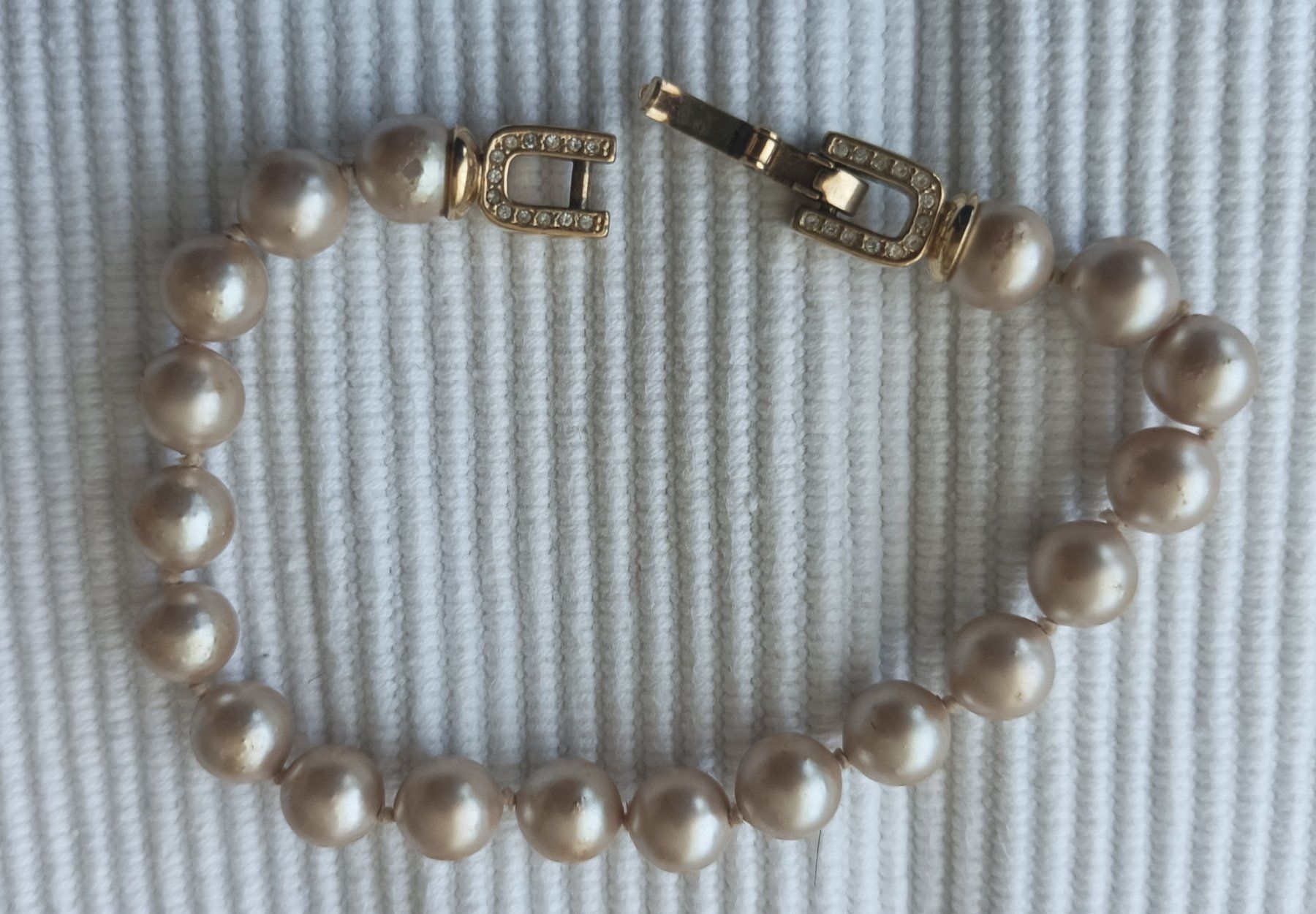 Pierre Lang Bracciali & Braccialetti: Perlenarmband mit Strass-Verschluss, Pierre Lang – Usato da Buchs/SG venduto da ori_k6tq 1