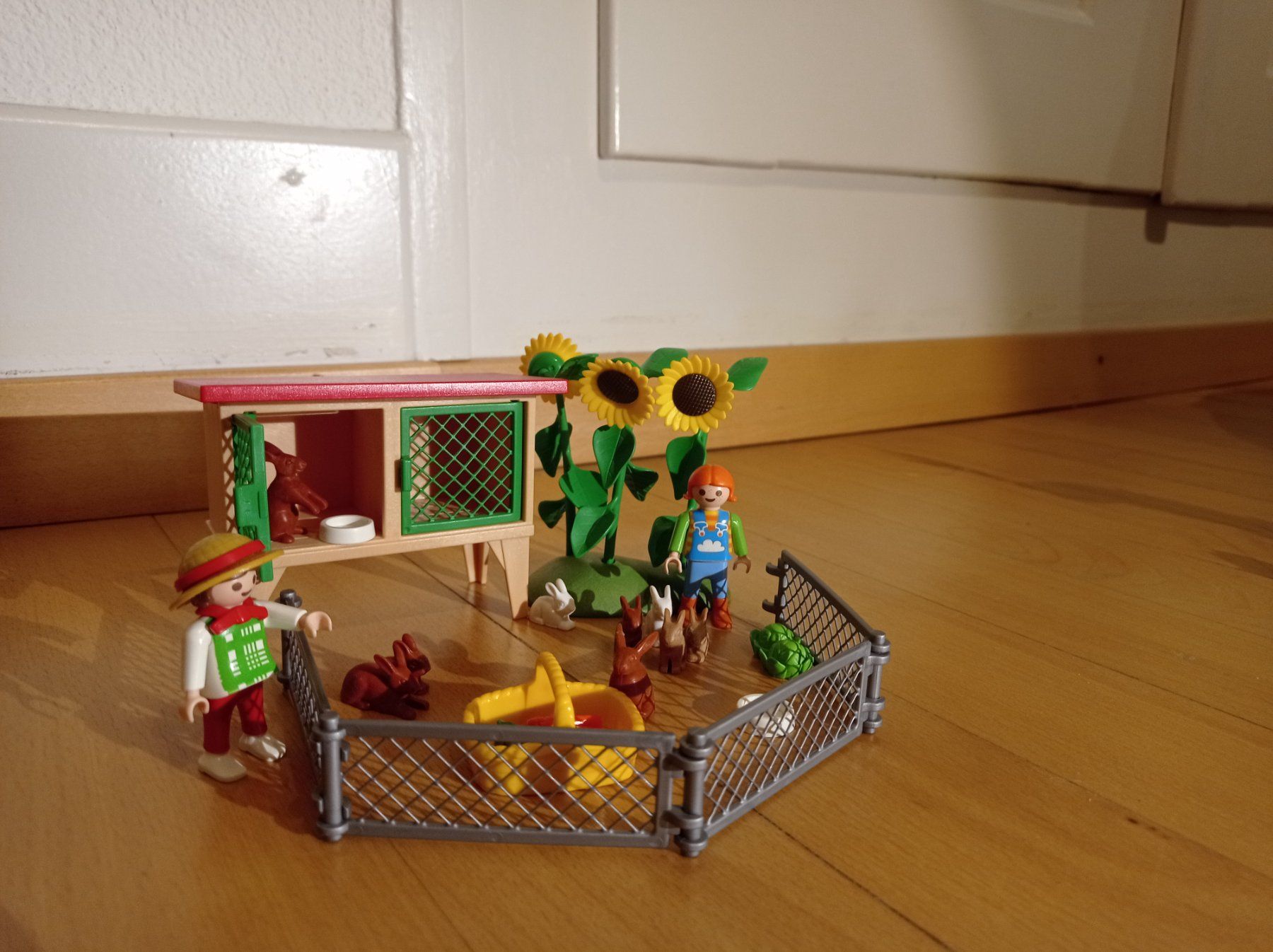 Playmobil Spielzeuge: Playmobil Hasenstall – Neu (gemäss Beschreibung) aus Bern von spa_ybz5