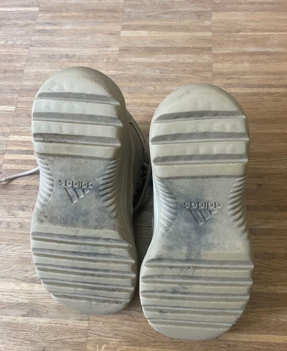 Adidas Chaussures hommes: Adidas Yeezy Desert Boot Rock – D'occasion à Basel par Julian2301 4