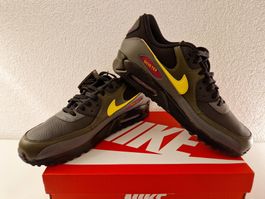 Nike Air Max 90 GTX DJ9779 001 / EUR 48.5