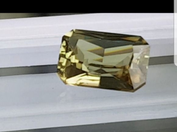 Edelsteine: Csarite, Diaspore mit Zertifikat – Neu und originalverpackt aus Wolhusen von toni079