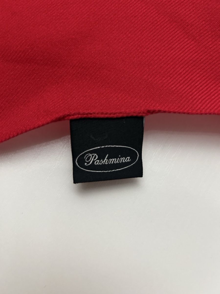 Foulard & Sciarpe: Wunderschöne rote Pashmina - Das perfekte Accessoire! – Usato da Burgdorf venduto da MCSchweizer88 1