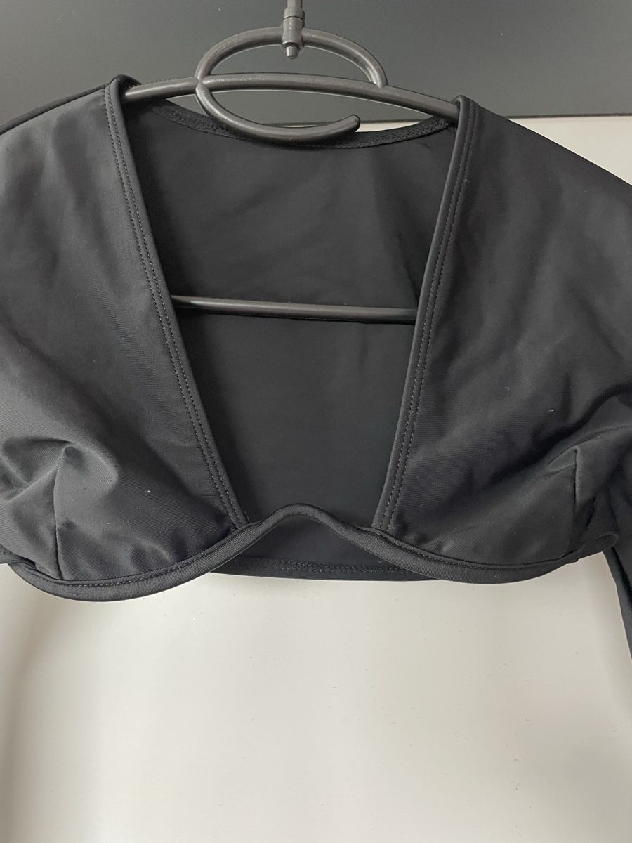 Top: Langarmiges Bralette – Usato da Zürich venduto da fouca_s 1