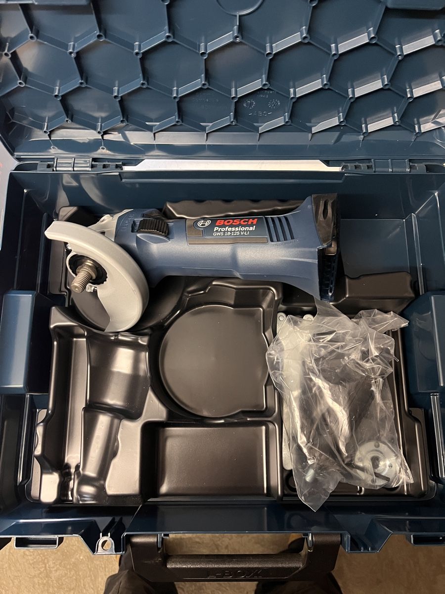 Bosch Smerigliatrici & Lucidatrici: Bosch Akku Winkelschleifer – Usato da Gerlafingen venduto da jerry50u 3