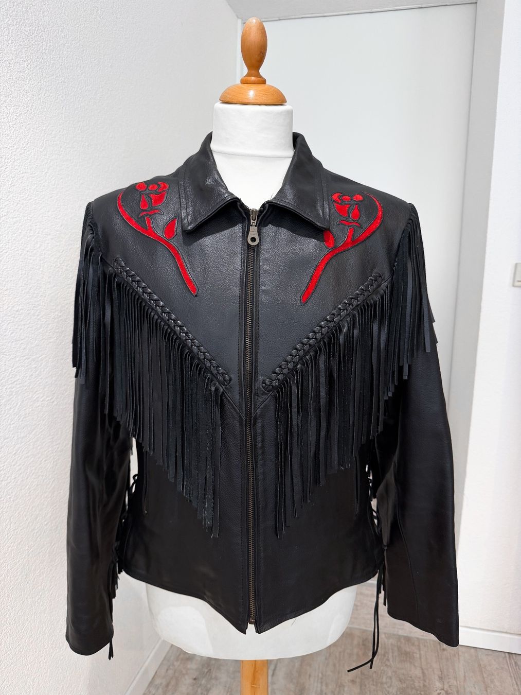 Giacche: Lederjacke Biker / Western Fransenjacke - Grösse L – Usato da Dietikon venduto da Angy94
